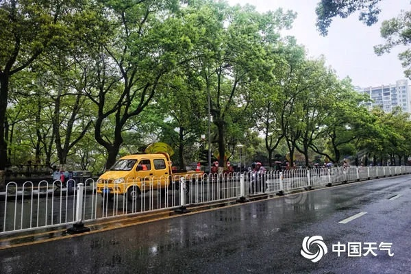 长沙今日晴好宜出行，明起雨水串门请备伞